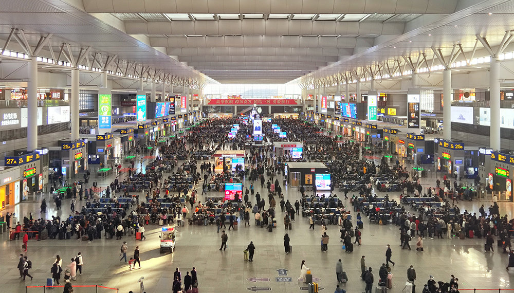 上海虹桥火车站候车大厅.本文图片 受访者提供