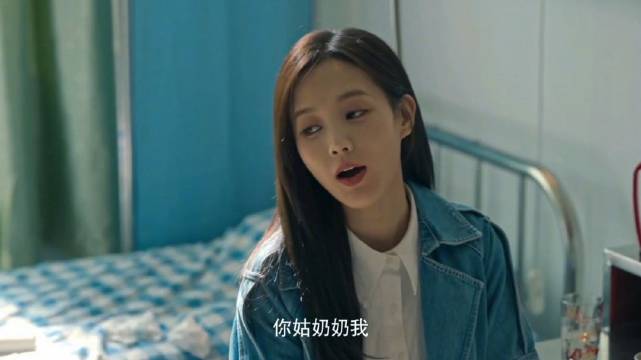 在《狂飙》中饰演孟钰,好刚一女的!_新浪新闻