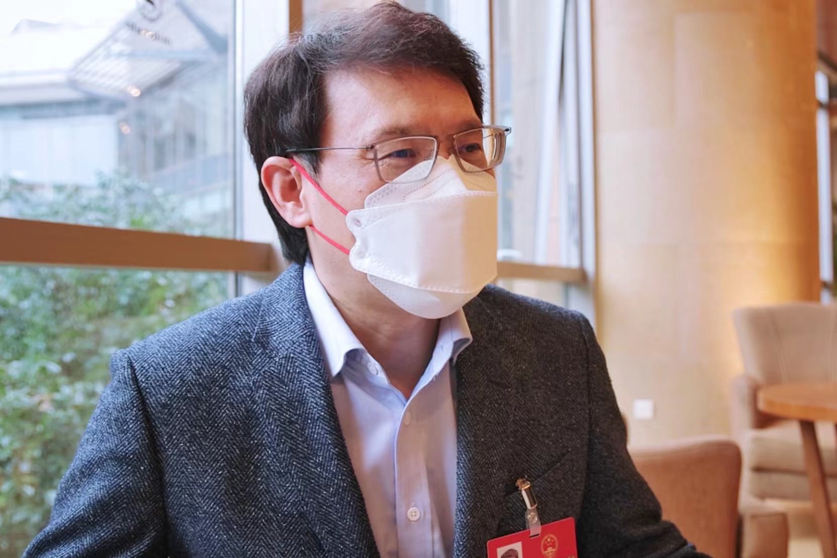 上海市人大代表,上海博物馆馆长褚晓波&nbsp; 澎湃新闻记者&nbsp;邹桥