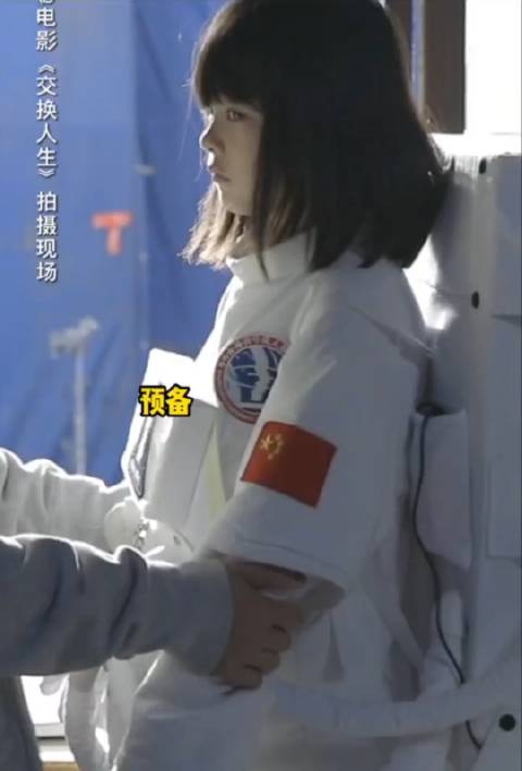 杨恩又一个可爱努力又有演技的小女孩……_新浪新闻