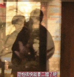 刘恺威女友又传怀孕！聚餐女方紧搂肚子，走路缓慢似孕妇-刘恺威女朋友是谁图片