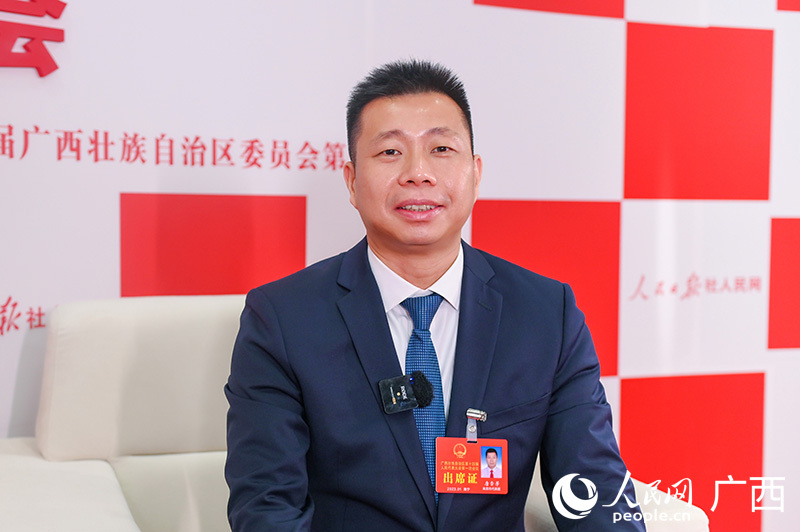 人民网记者 严立政摄唐雪芳代表表示,今年,来宾市财政局将继续践行以