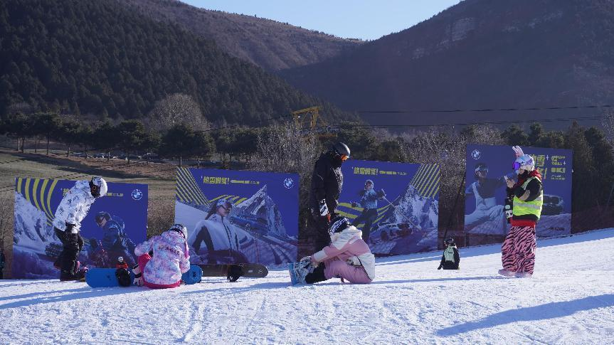 享受滑雪带来的快乐|北京渔阳国际滑雪场|渔阳国际滑雪场|滑雪_新浪