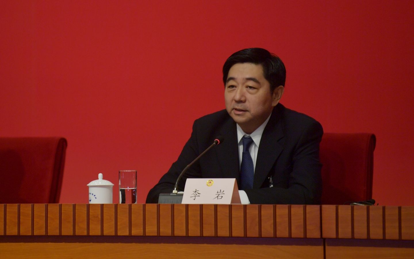 北京市政协委员,北京首都开发控股(集团)有限公司董事,总经理李岩.