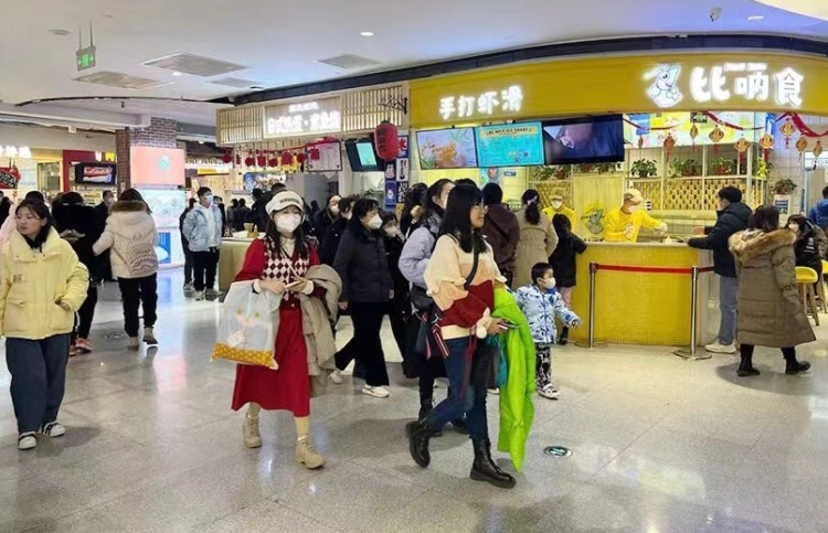 西太华有哪些女装品牌名称（西太华有哪些女装品牌）-第2张图片-潮百科
