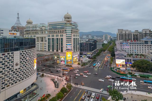 福州地铁4号线10个站点周边主路恢复东街口一带围挡基本撤除