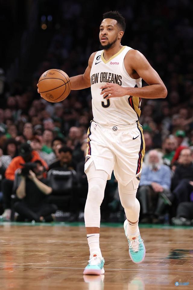 麦科勒姆20投8中 三分9中3拿到25分4助攻&正负值-8|麦科勒姆|鹈鹕