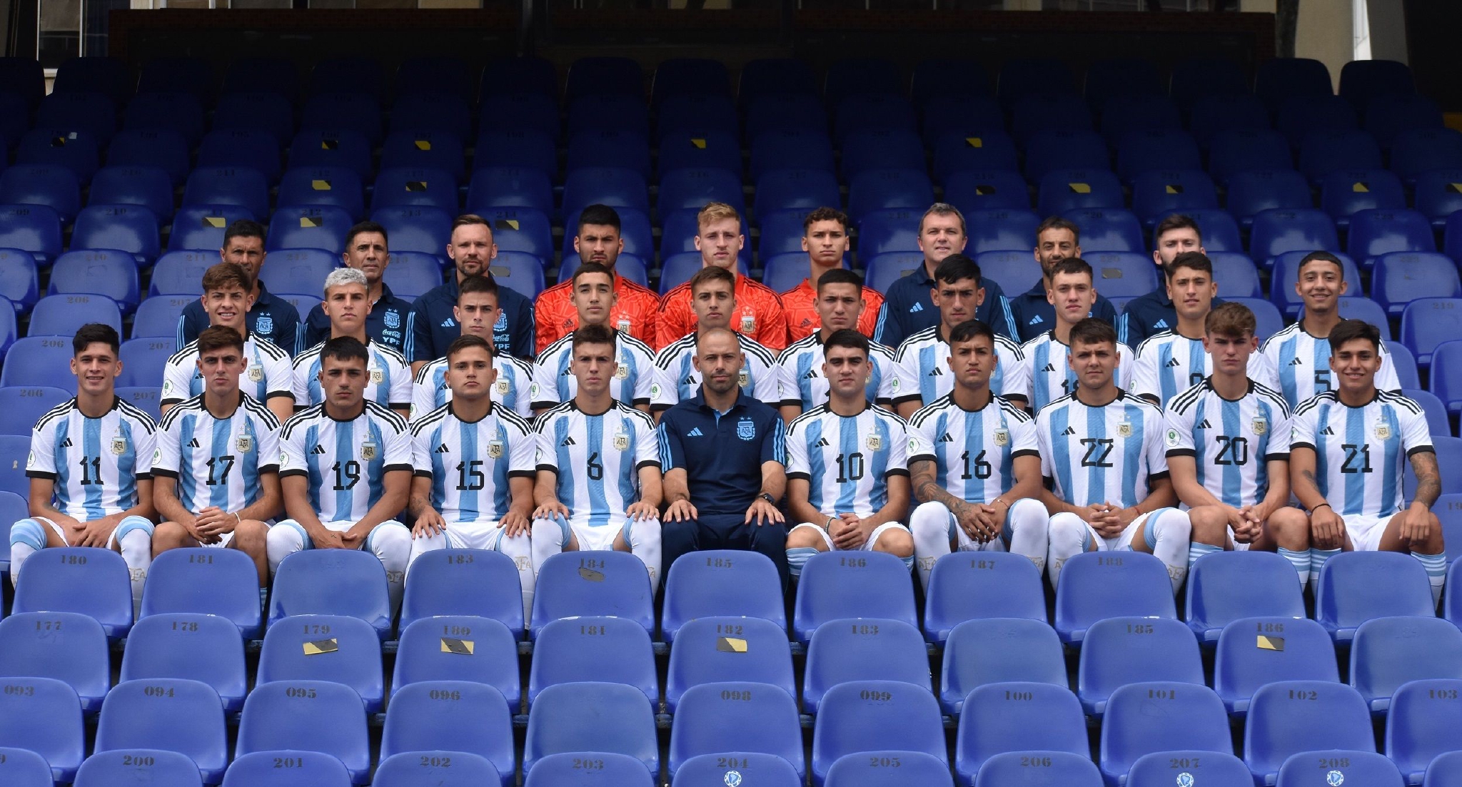 三星球衣全家福!|阿根廷|u20_新浪新闻