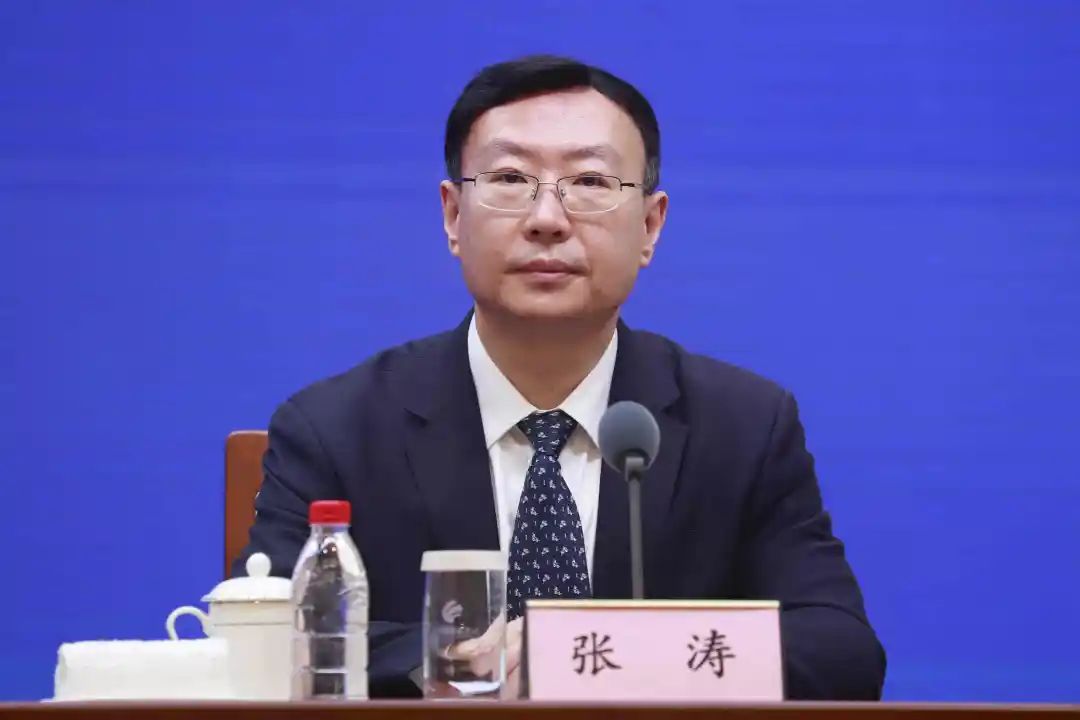 张涛:感谢这位记者朋友的提问.