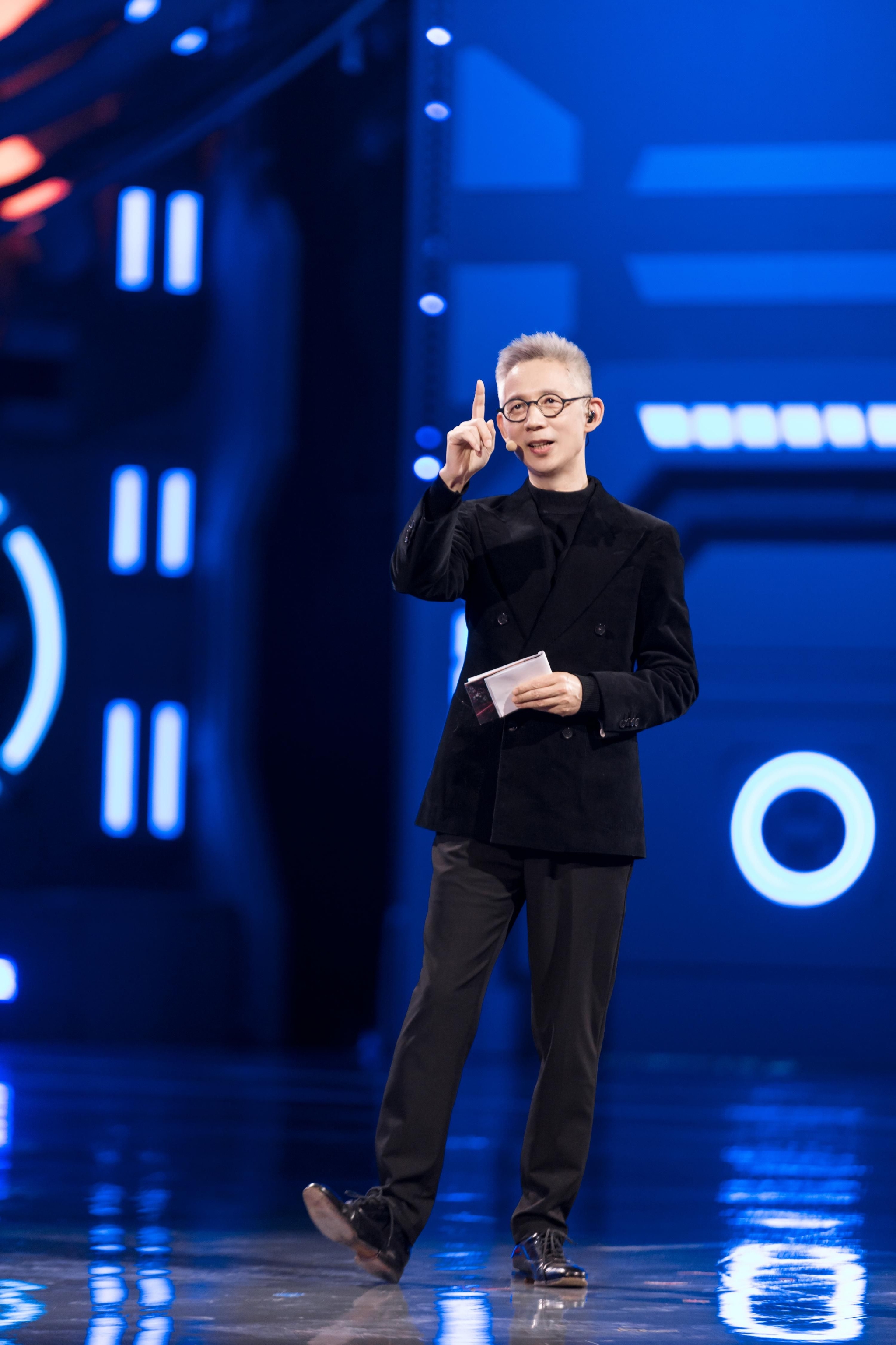 主持《最强大脑》十年,蒋昌建:"让科学流行起来"需要多人努力|蒋昌建