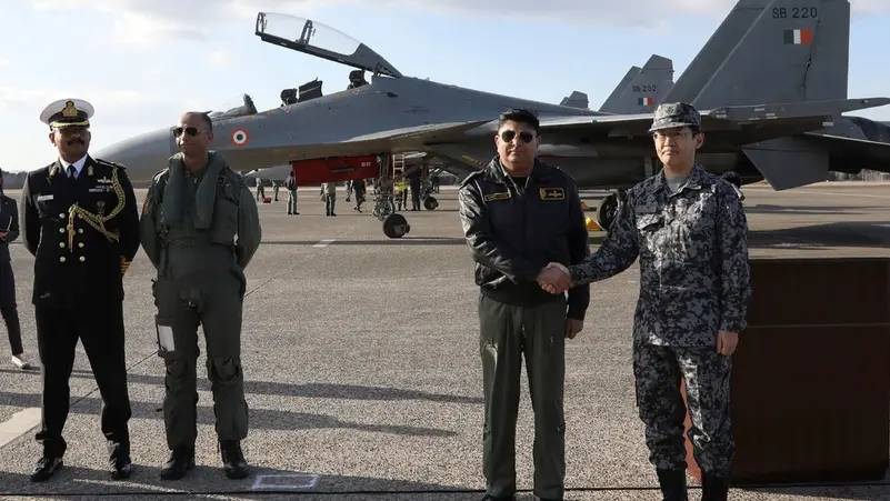 印度蘇-30MKI戰鬥機抵達日本。