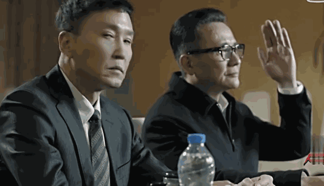 许多观众认识吴刚,都是通过5年前的《人民的名义》,那个充满正义感和