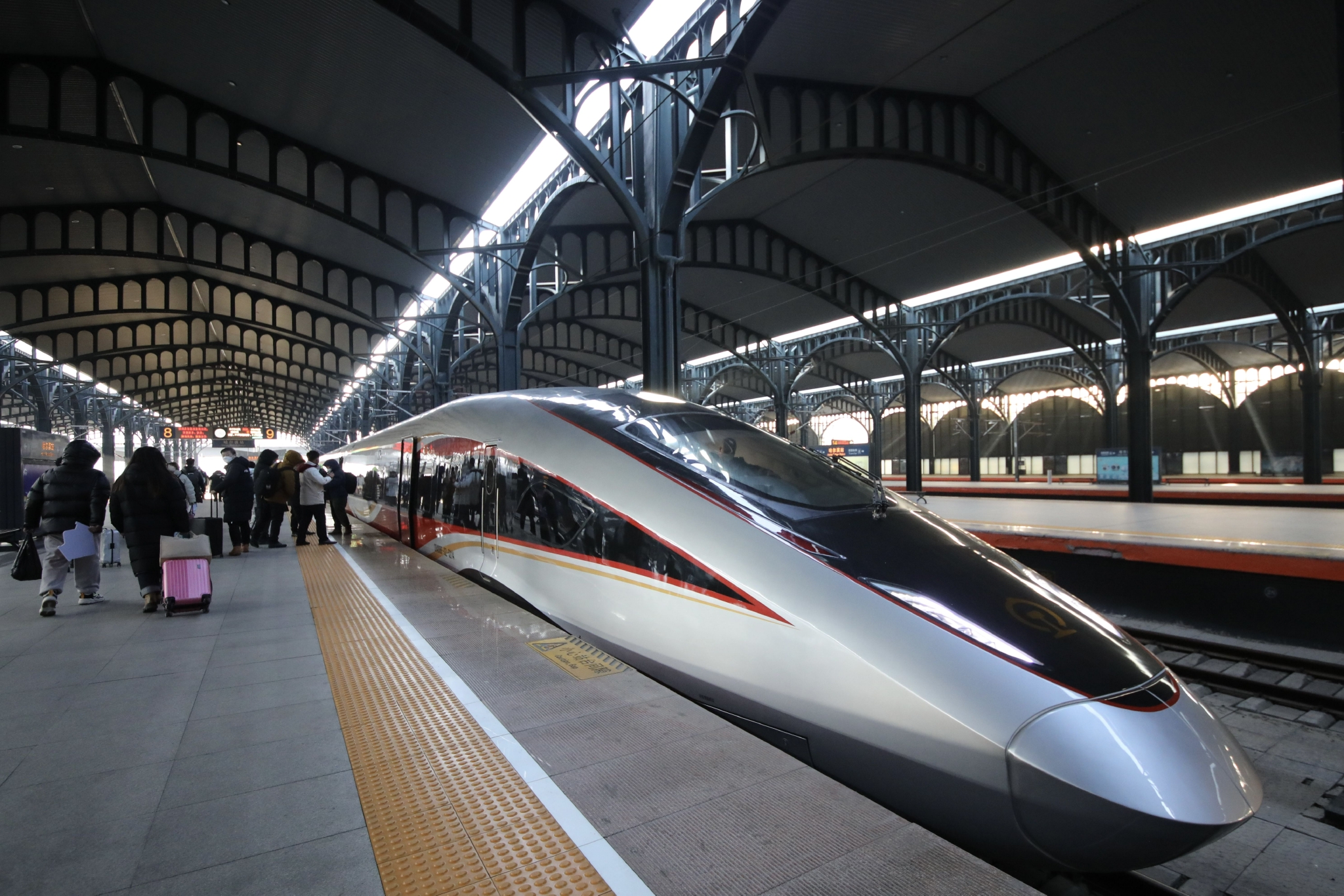 最北省份首趟复兴号高寒智能动车组开行成功|复兴号|动车组|中国铁路