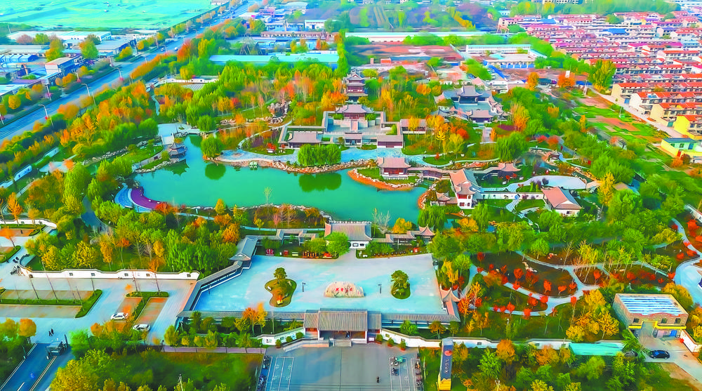 石家庄市藁城区兴华公园鸟瞰图.崔素华 摄