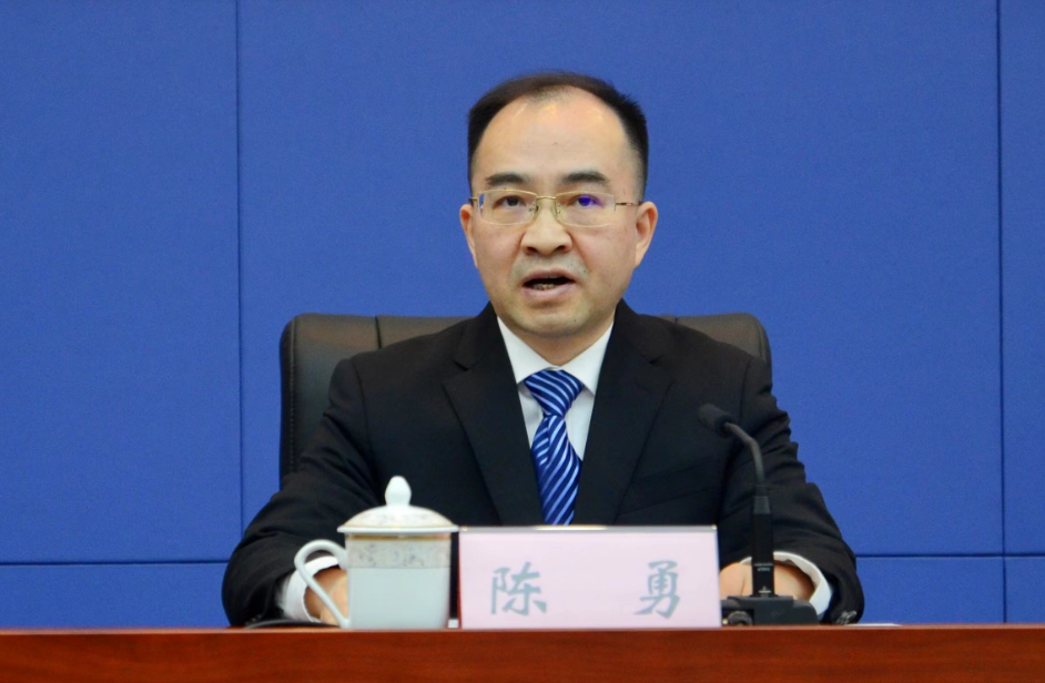 陈勇回答记者提问&nbsp;龚浩月 摄