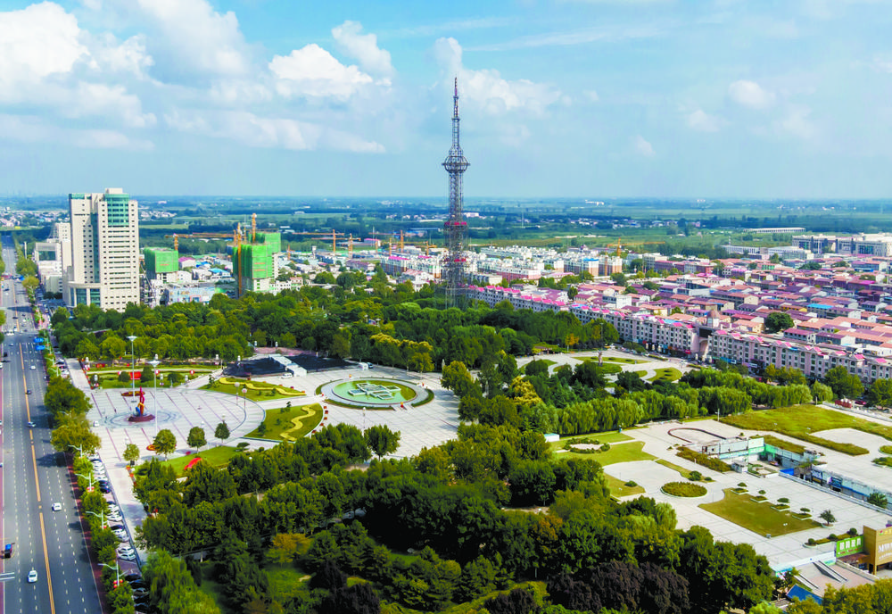 人民广场.王 朋 摄