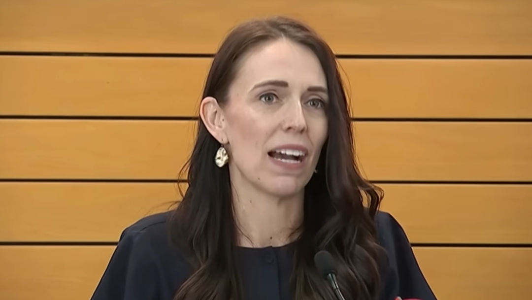 突发！她宣布将辞职