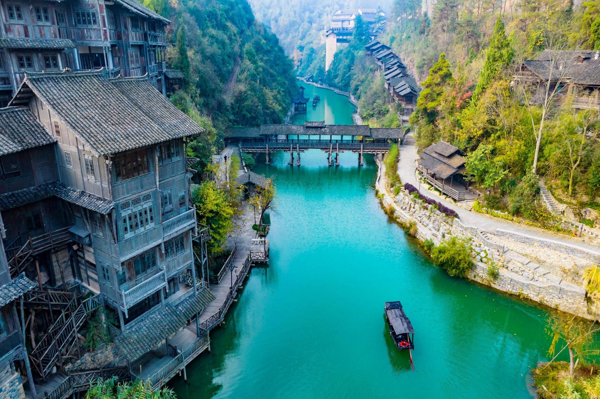 贵州遵义有一座乌江寨,山清水秀,充满浪漫,是休闲旅游的好去处|乌江|吊脚楼|纸坊_新浪新闻