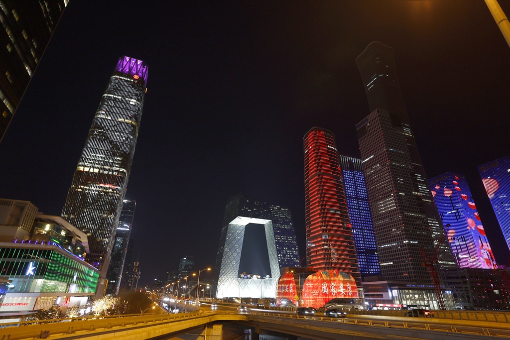 朝阳区开启九处建筑实景灯光秀 五景联动超现实ar秀