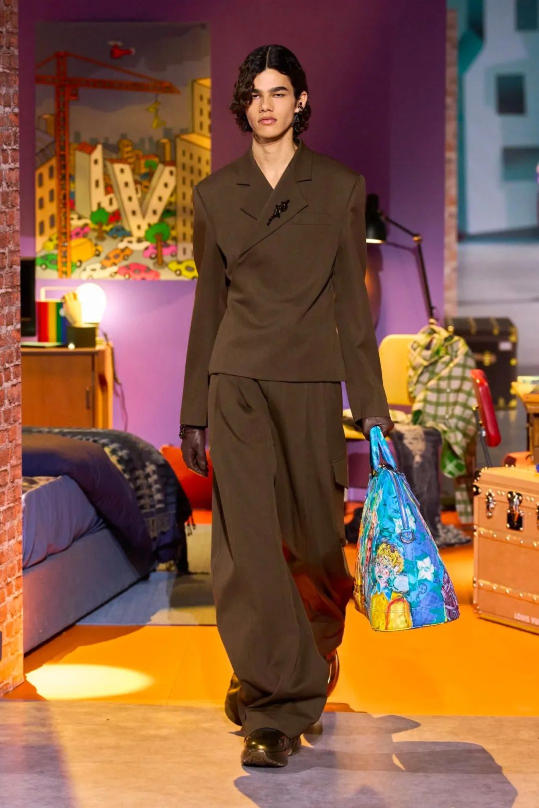 2023年服装款式流行趋势_2023lv衣服