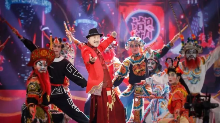 春节荧屏|央视、地方春晚年味十足，各类综艺热闹喜气|春节联欢晚会|央视|央视春晚_新浪新闻