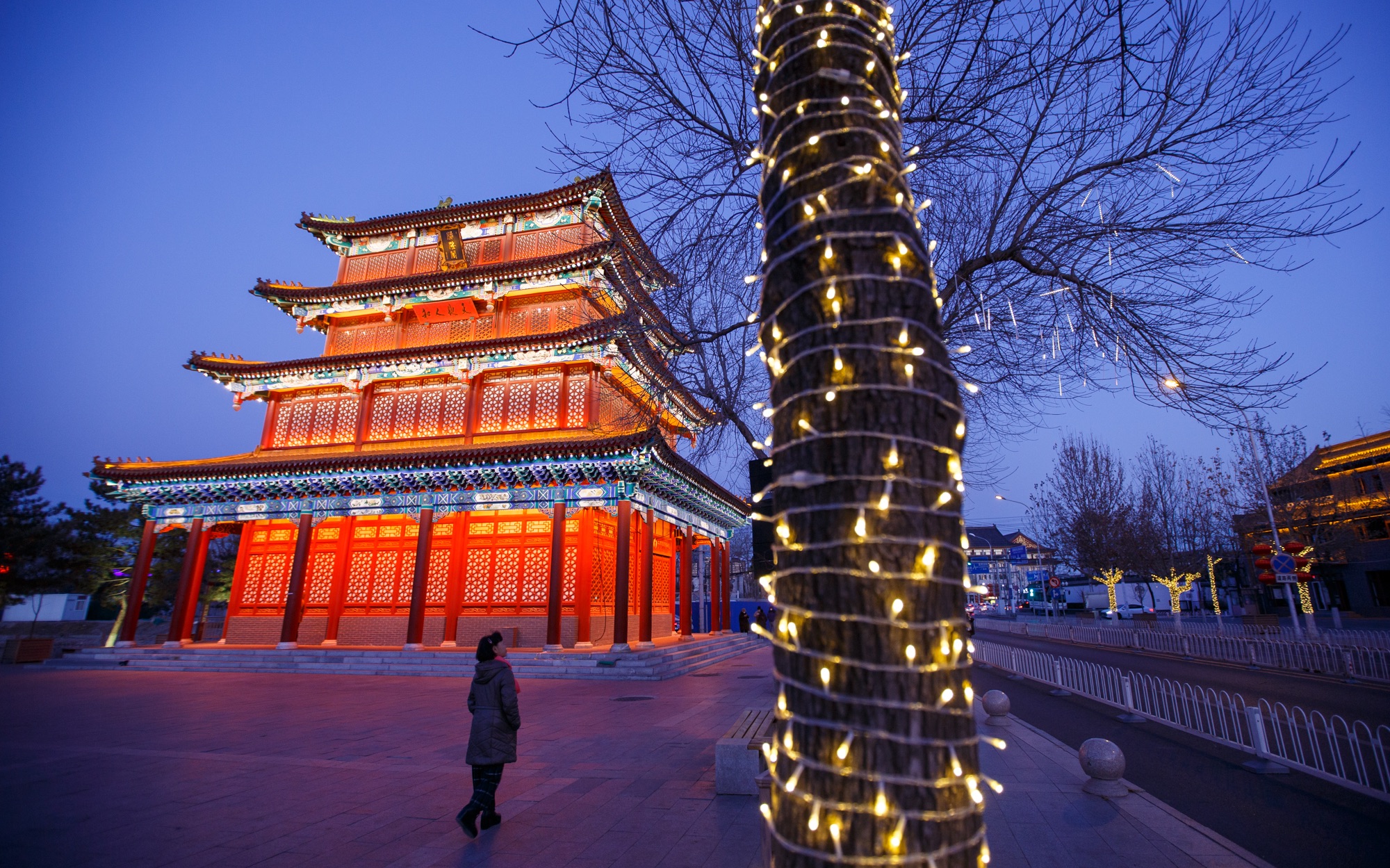北京朝阳区今日开启九处建筑实景灯光秀,五景联动超现实ar秀|朝阳区