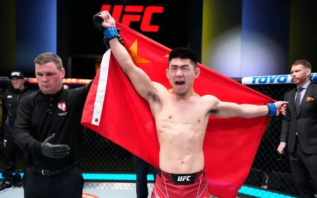 2022特别回顾 | 再度崛起的UFC中国力量|UFC_新浪财经_新浪网