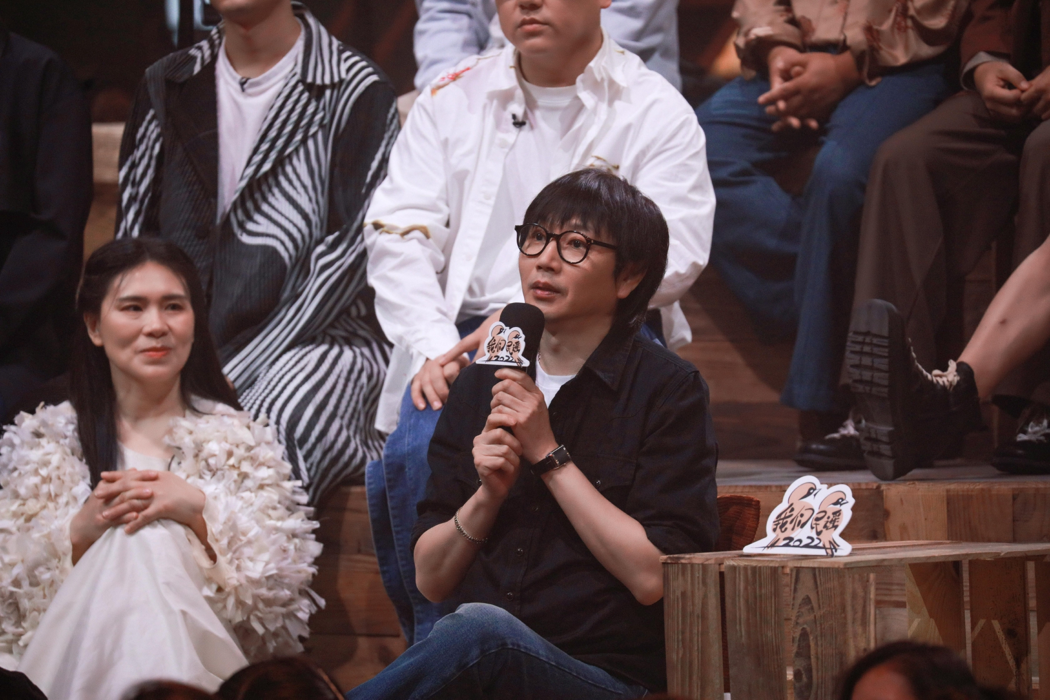 在张亚东看来,这些年民谣的内核一直没有变,始终在捕捉那些触手可及的