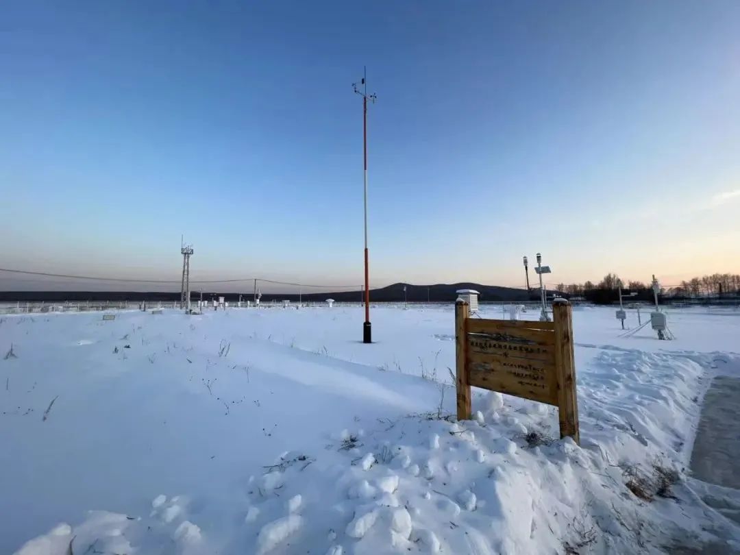 图里河气象观测设备极寒试验基地。中国气象局供图