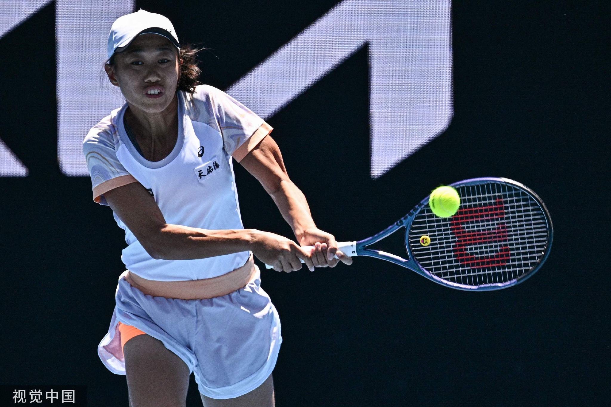 张帅职业生涯第二次闯进澳网女单16强。