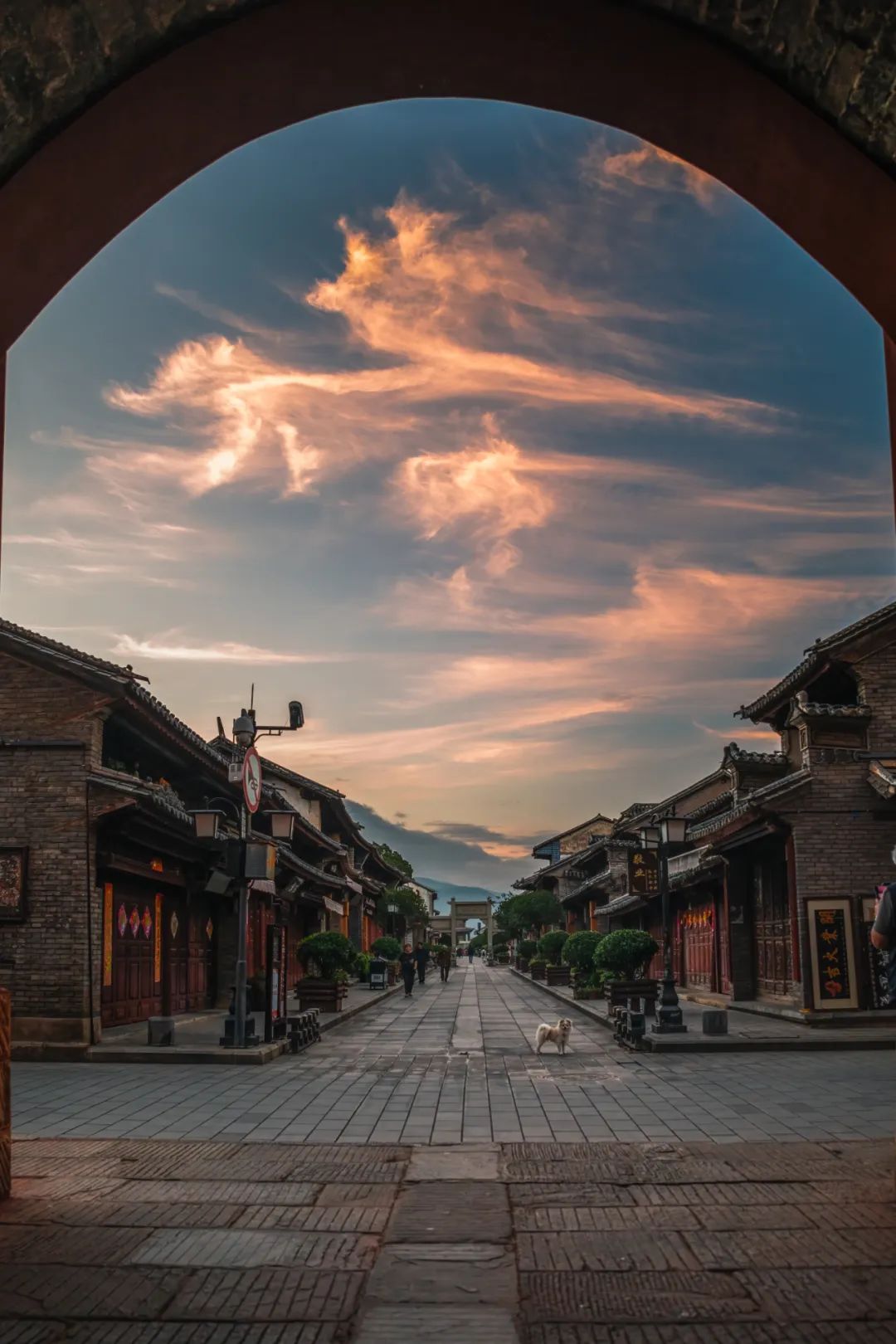 巍山古城四方街 熊发寿 摄