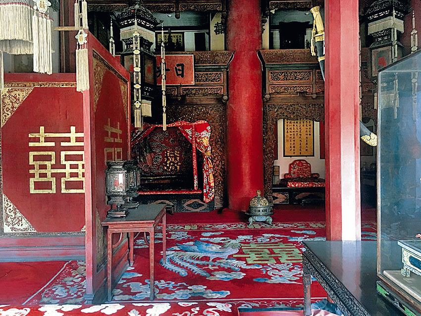 坤宁宫东暖阁内景养心殿东暖阁内的炕三,关于"火墙"的传言关于故宫古