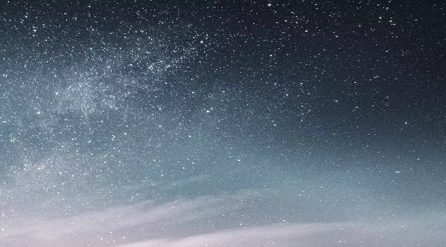 天上的星星，为何像人群一样拥挤，地上的人们……