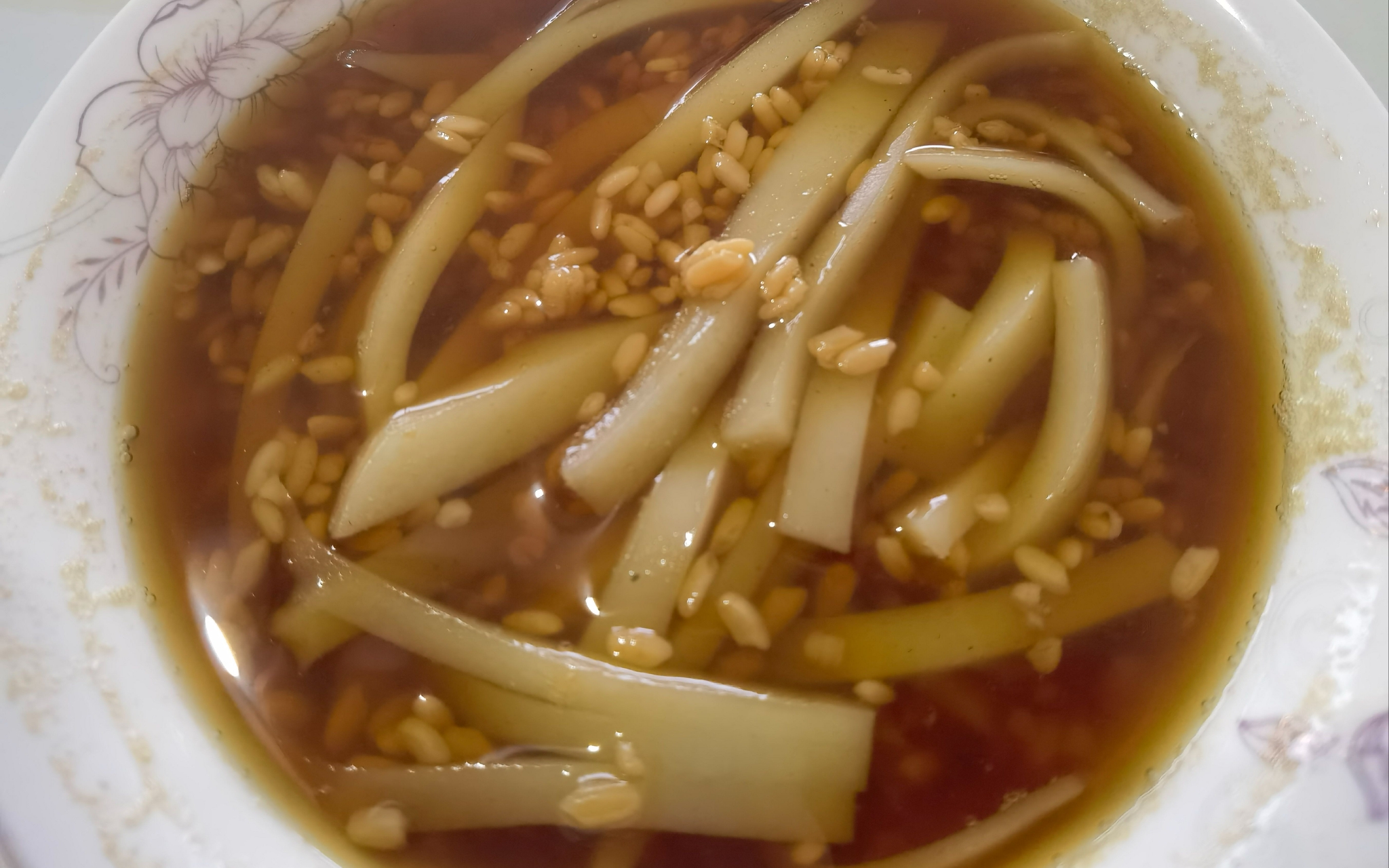 大年初一必须吃的红糖甜白酒粑粑.邓娇 摄