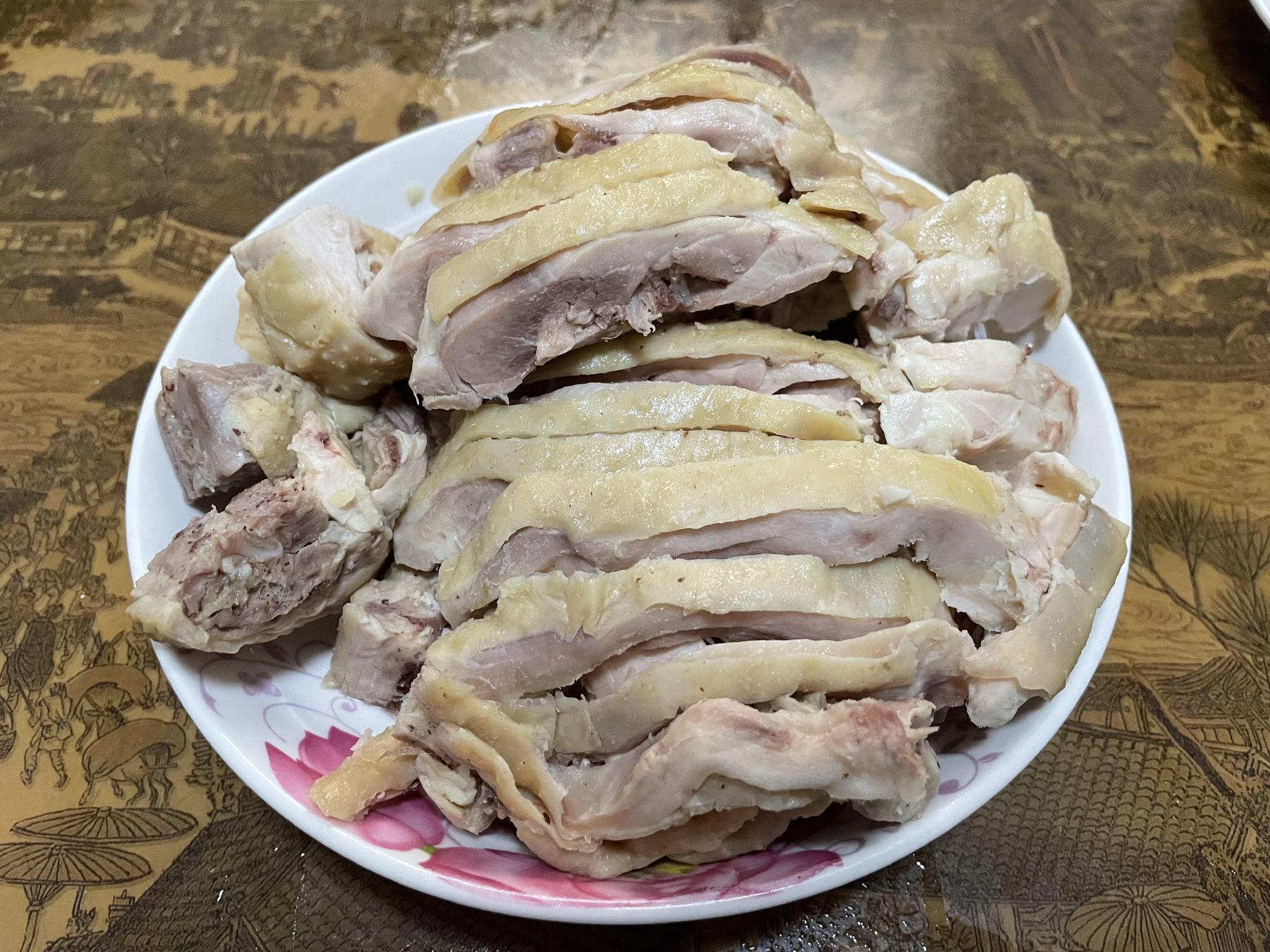 河南开封有名的桶子鸡. &nbsp;新京报记者 秦胜南 摄