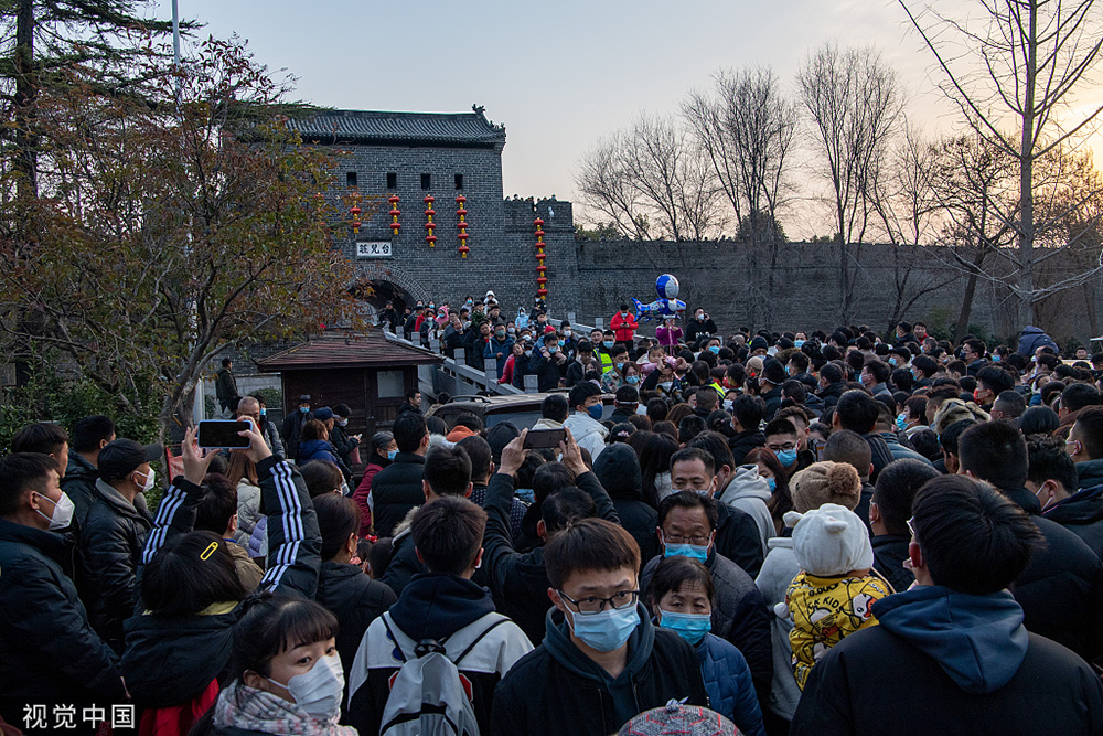 2023年1月22日,山東棗莊,山東a級景區免費,臺兒莊古城迎來新年第一波