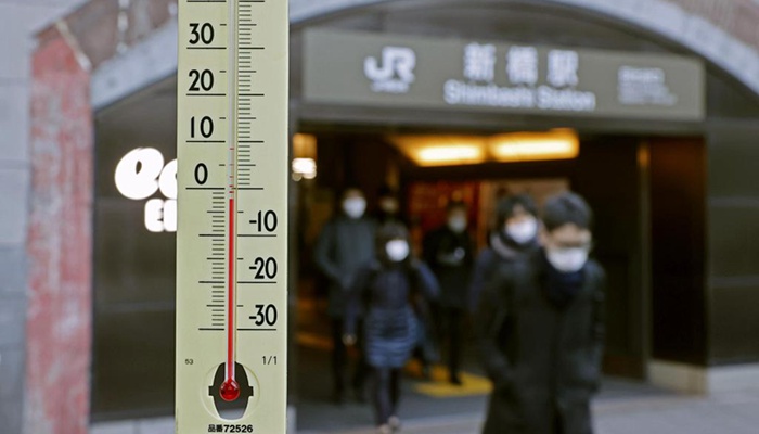 寒潮席卷东亚：日本遇10年最低温，韩国济州岛数万游客滞留