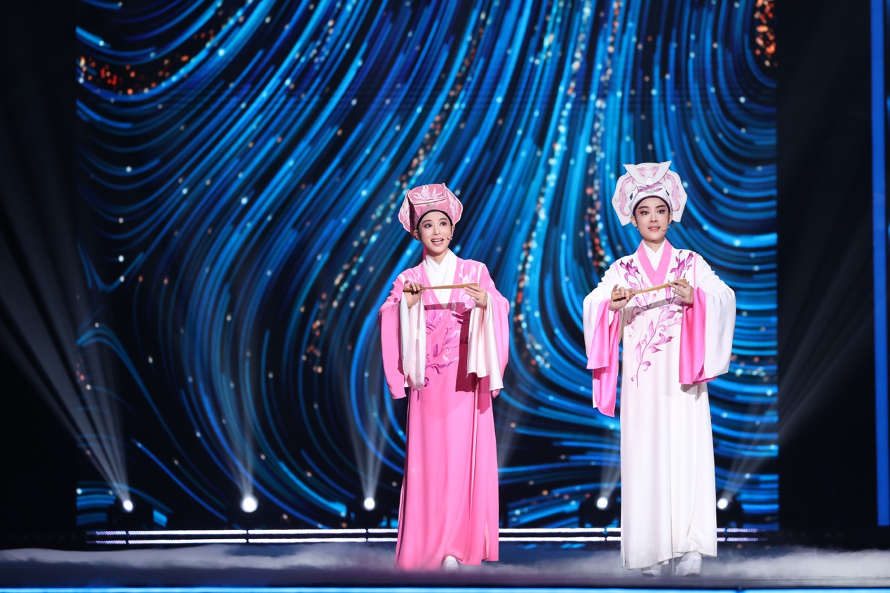 浙江卫视越剧春节联欢晚会《新梁祝》剧照.浙江卫视 供图