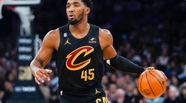 米切尔对决库兹马 关键战役引爆克利夫兰夜空