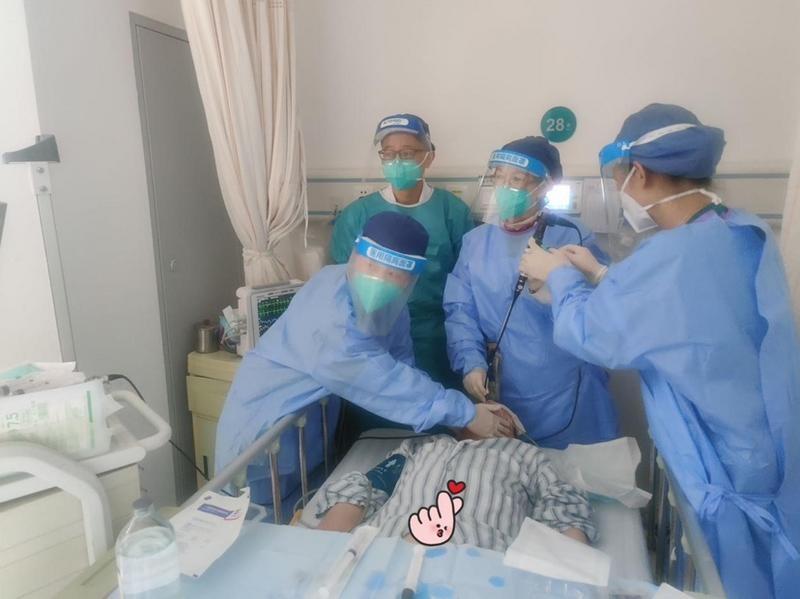 广中医深圳医院：医护人员假期坚守岗位守护患者健康