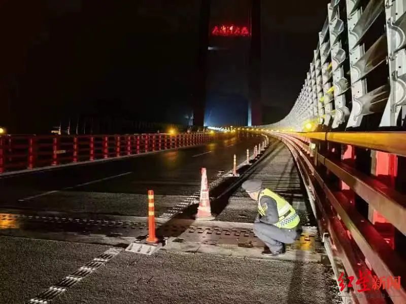 四川泸定县凌晨多次地震，成都震感强烈！最新消息汇总【930新闻眼】休闲区蓝鸢梦想 - Www.slyday.coM