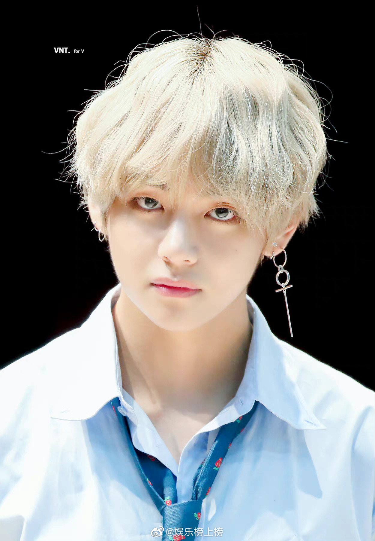 来自BTS少年防弹团金泰亨的颜值暴击