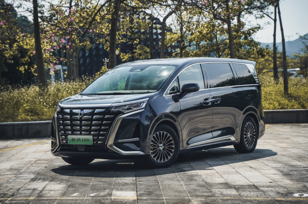 月销6000+，豪华配置拉满，这台大7座宜商宜家，一公里只要4毛！