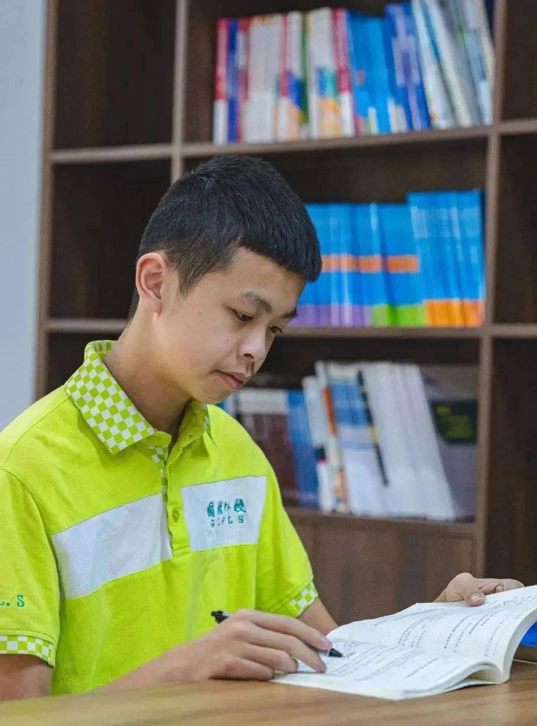 广西14岁少年保送清华,本硕博连读|数学_新浪财经_新浪网