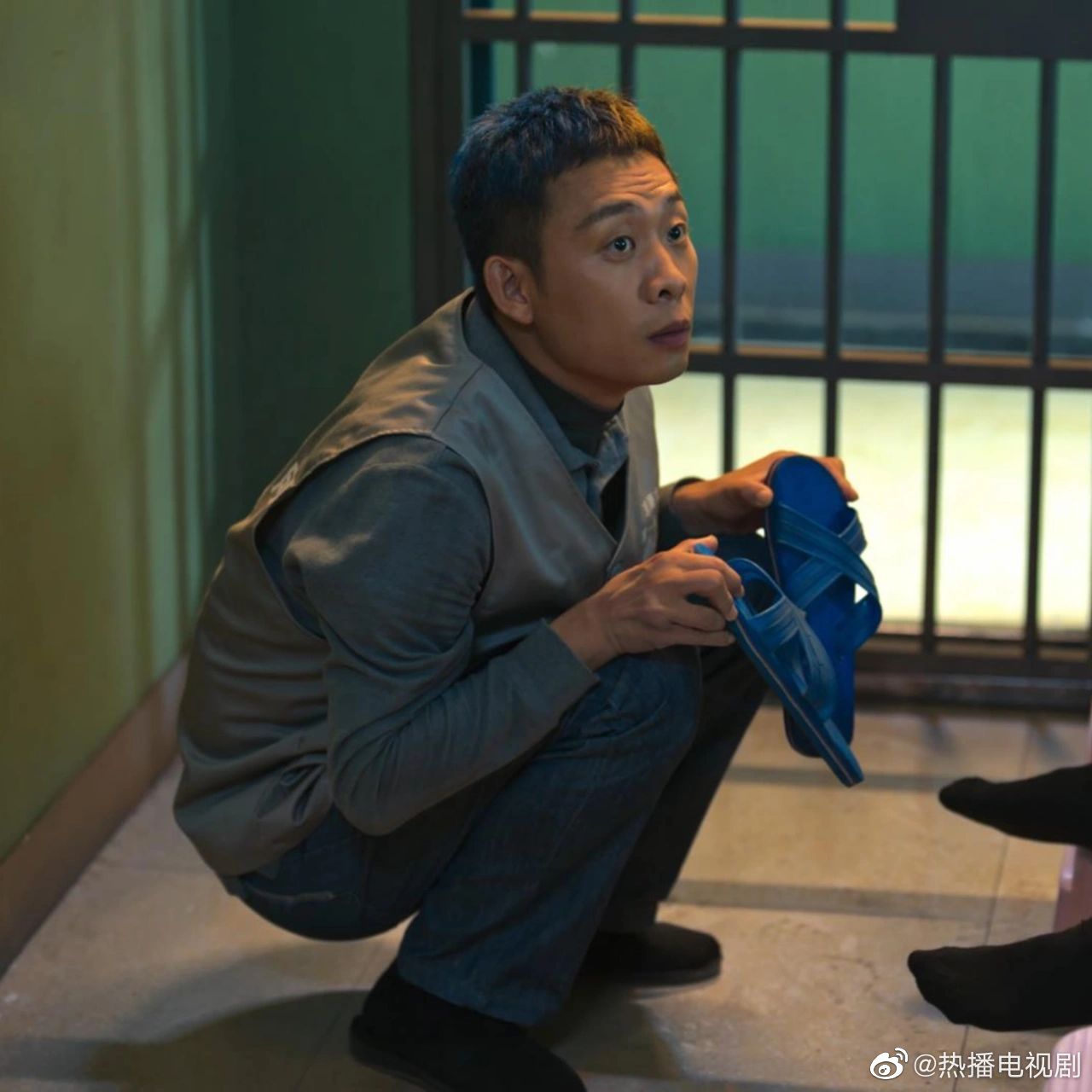 当安欣遇上何立，这不就连起来了？|何立|安欣|张译真_新浪新闻