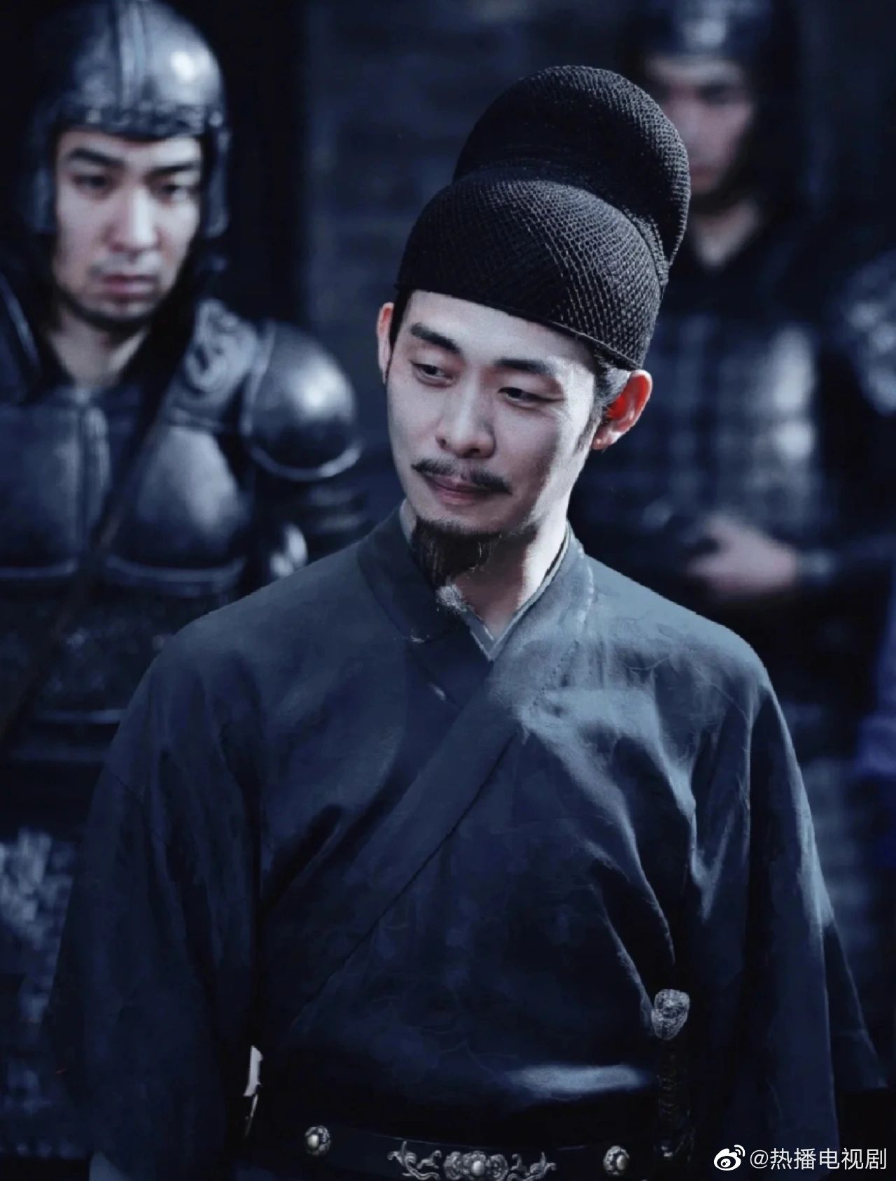 当安欣遇上何立，这不就连起来了？|何立|安欣|张译真_新浪新闻