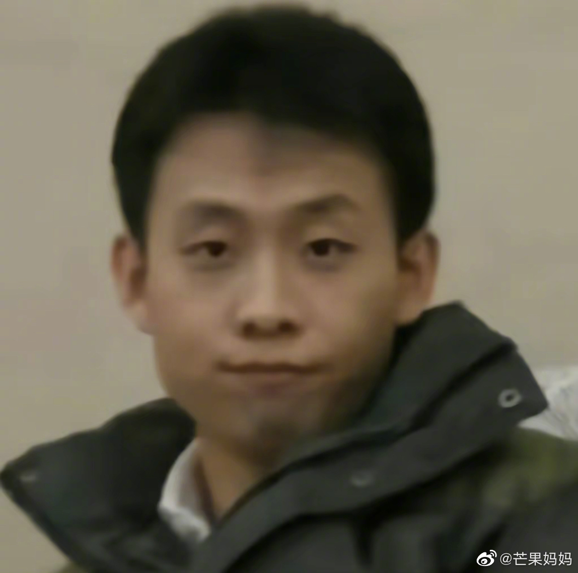 第一届张译表情包交换大会,现在开始!|张译|表情包|大会_新浪新闻