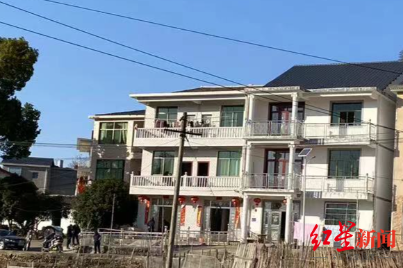 探访胡鑫宇老家：遗体暂不火化，家人在焦灼中等待真相