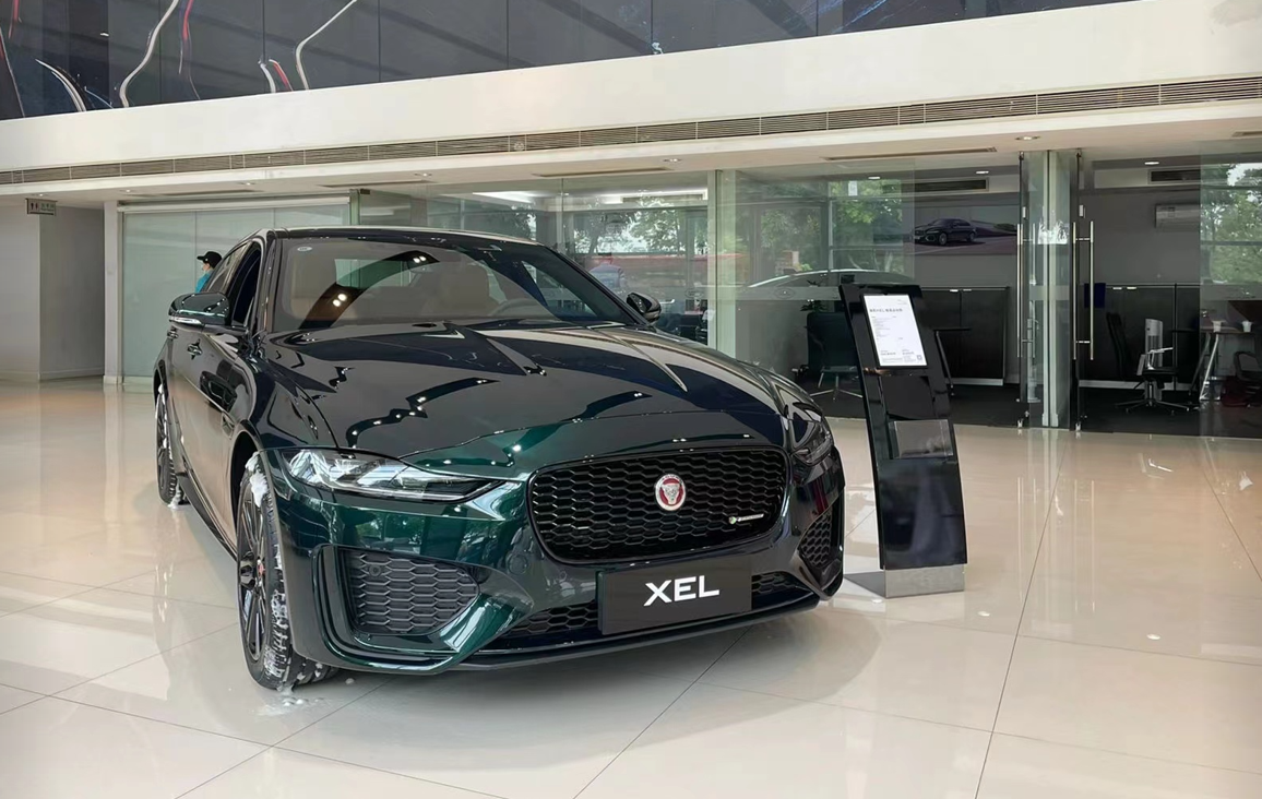 有人想要畅享春光之旅吗30万豪车捷豹xel带你走