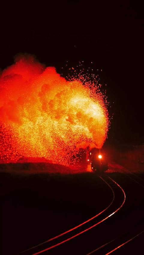 今后再也拍不到如此壮观的喷火蒸汽机火车了